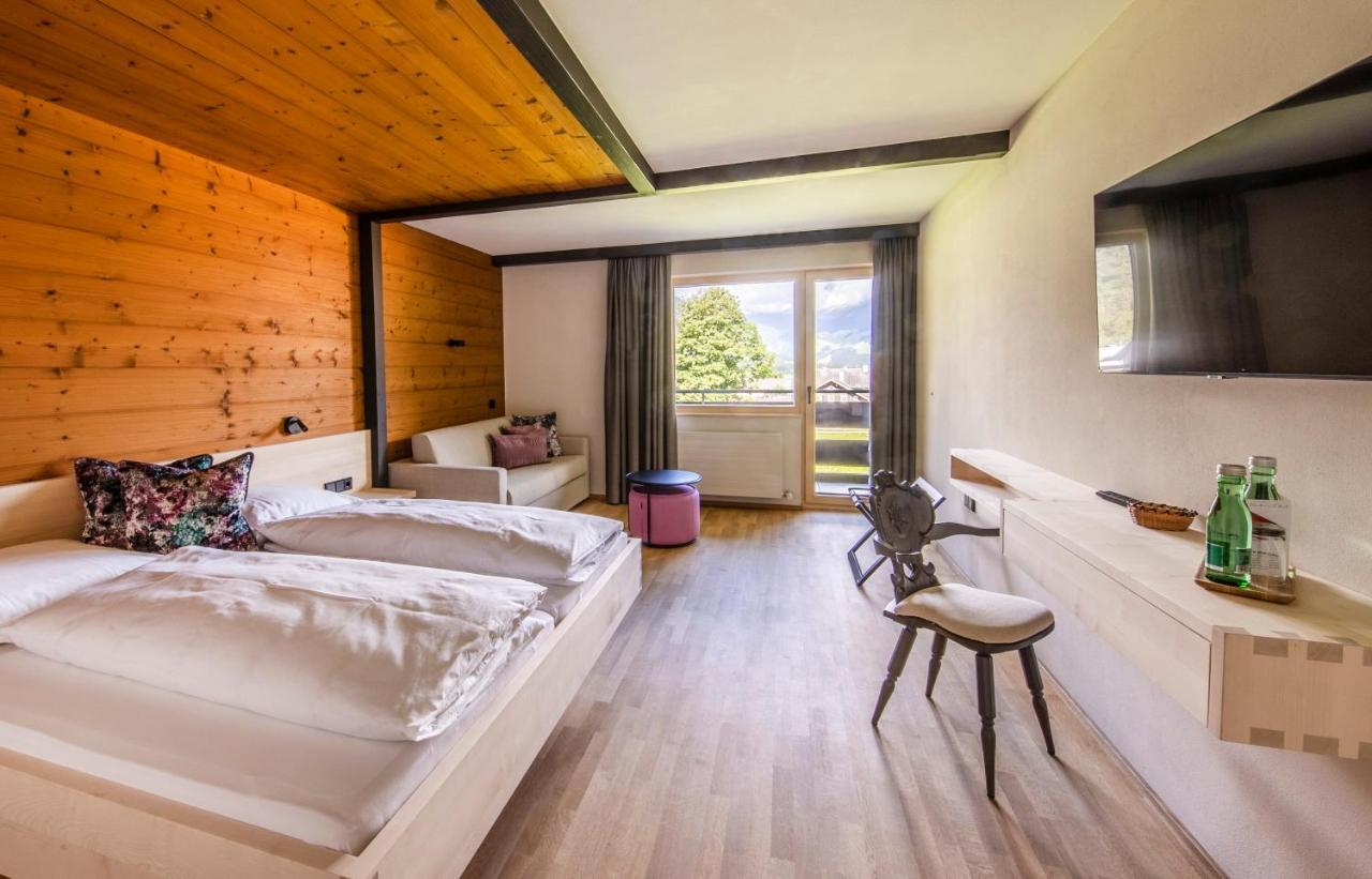 Suite Balcony,1584568866:JPEG