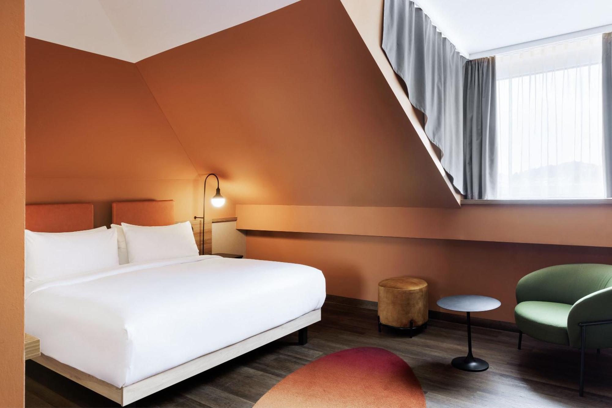Junior King Suite