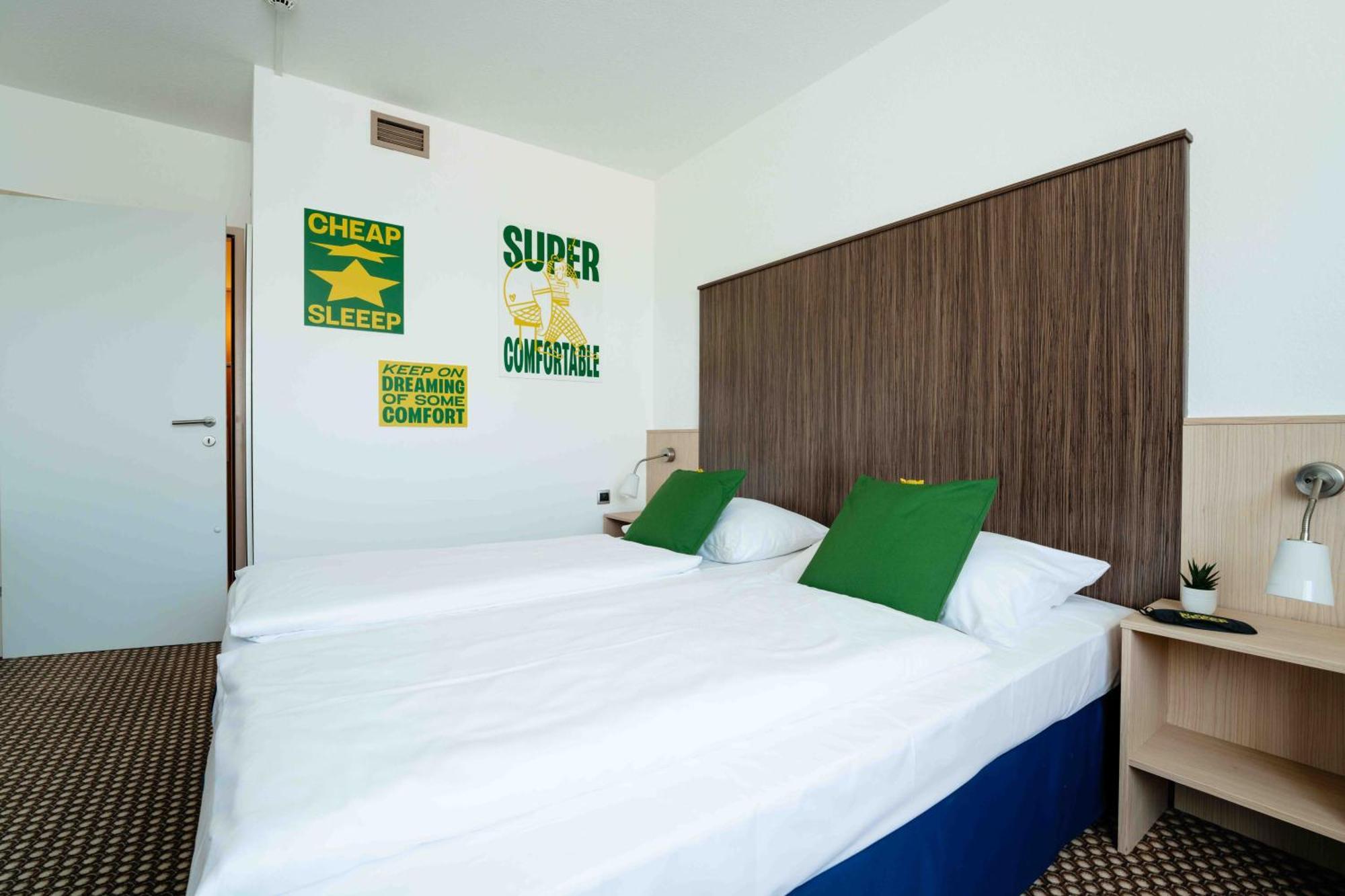 Double Room,1704950705:JPEG