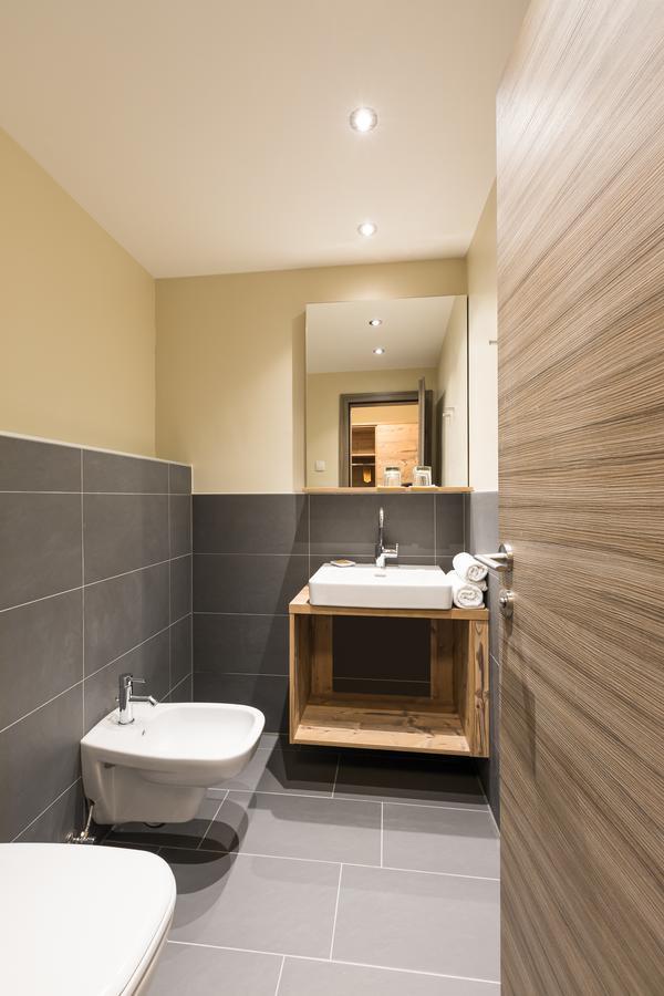 Suite with Mountain View