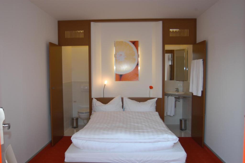 Double Room - Non-Smoking