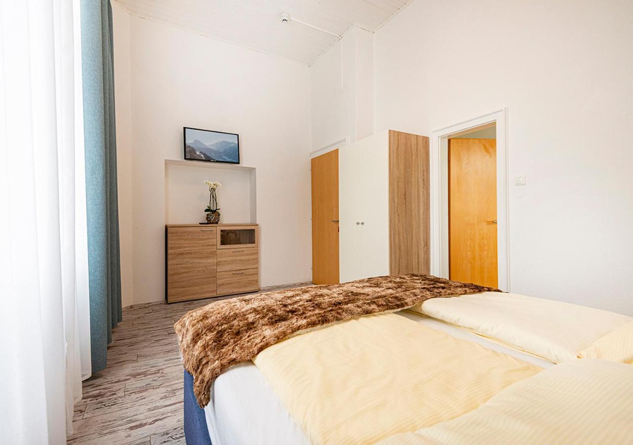 Large Double Room
