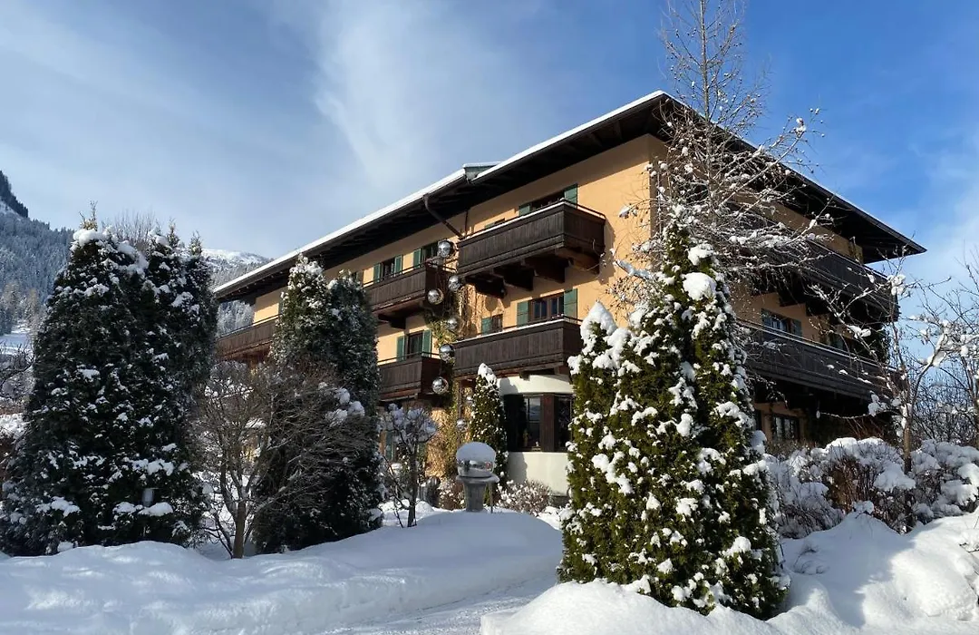 Hotel Edelweiss Kitzbuehel-1