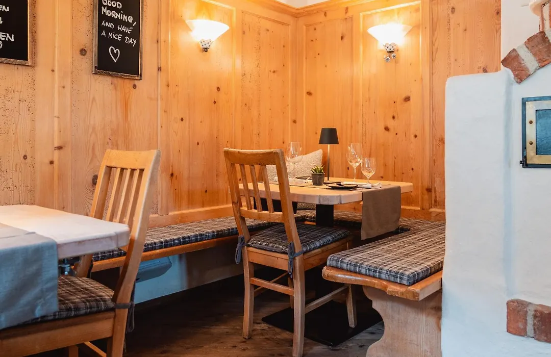 Schindler "Bed & Food Experience"-1