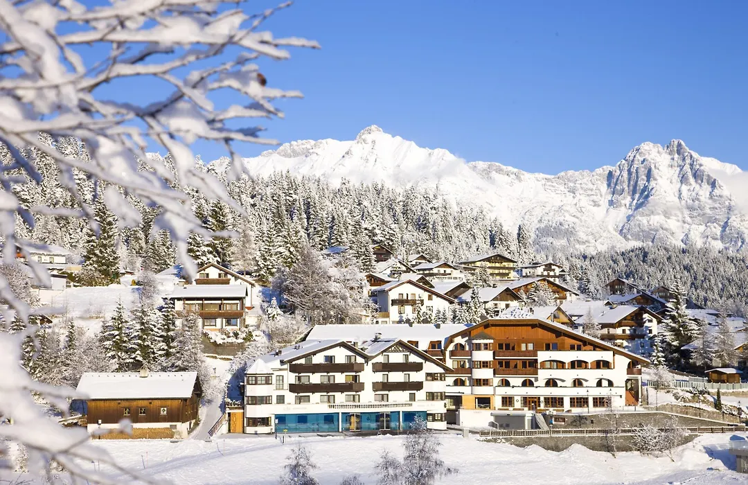 Mountains Hotel-1