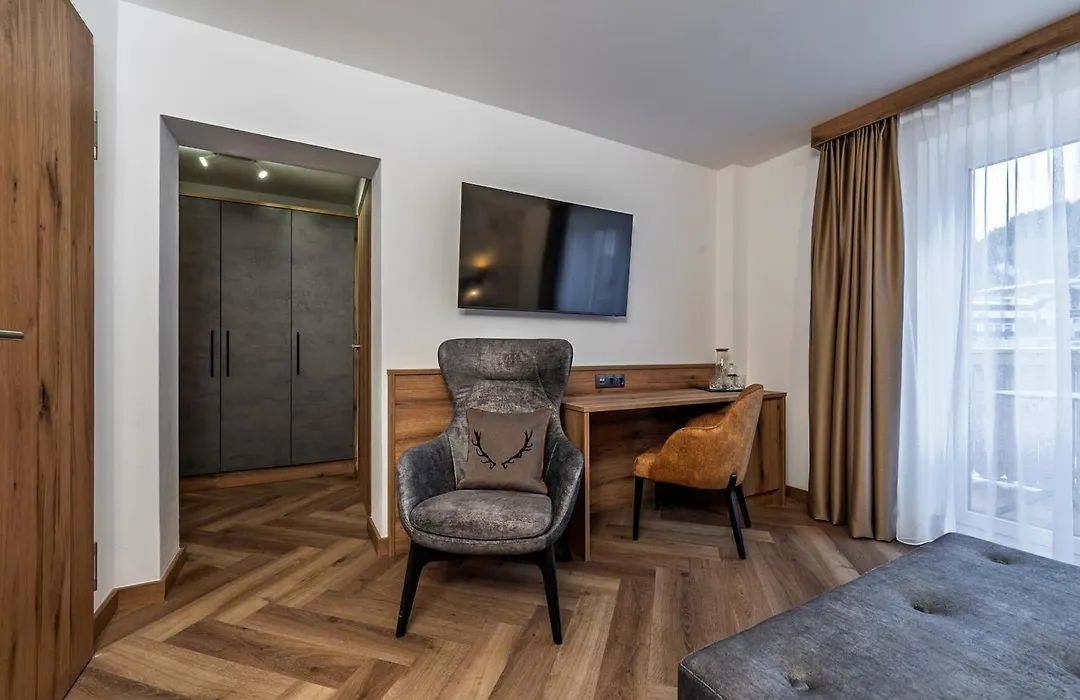 Hotel Vier Jahreszeiten-1