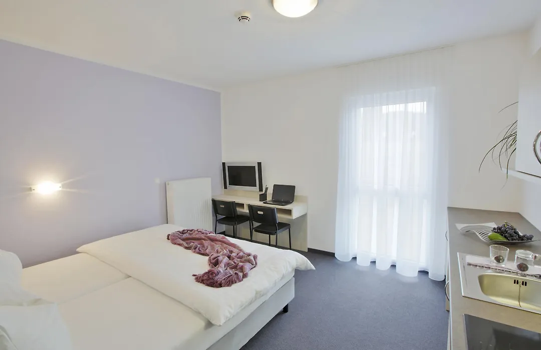 Topmotel-1
