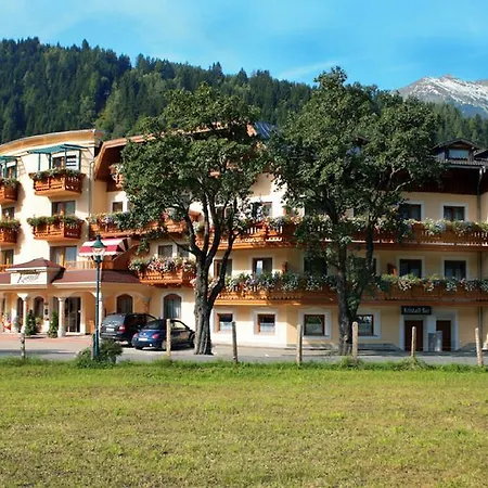 Hotel Ferienwelt Kristall-3
