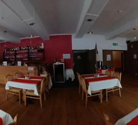 Retro Hotel Igelheim-3