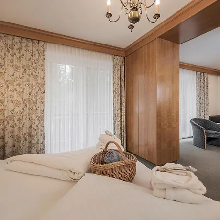 Hotel Alpina - Thermenhotels Gastein-3