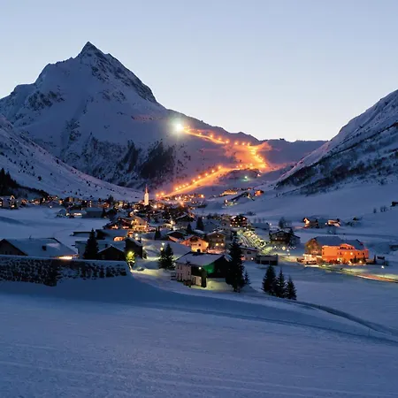 Alpenhotel Tirol-3