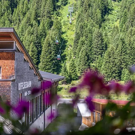Hotel Mittagskogel Pitztal-2
