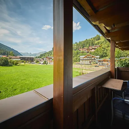 Ski & Bike Appartements Forsthaus-3