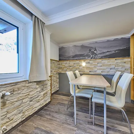 Ski & Bike Appartements Forsthaus-2
