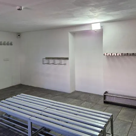 Stanton Hostel-2