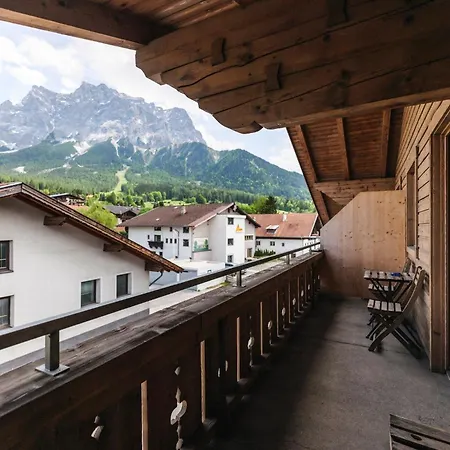 Mellow Mountain Hostel-2