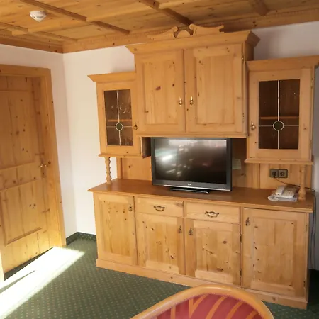 Das Kaltschmid - Familotel Tirol-3