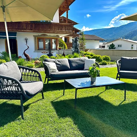 Aparthotel Kroesbacher-3