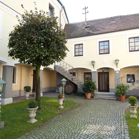 Hotel Biedermeier Hof-3