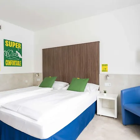 Sleeep Hotel Voesendorf-2
