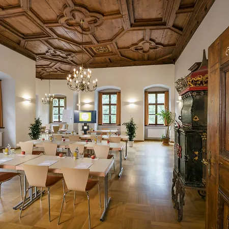 Jufa Hotel Schloss Roethelstein - Self Check-In-2