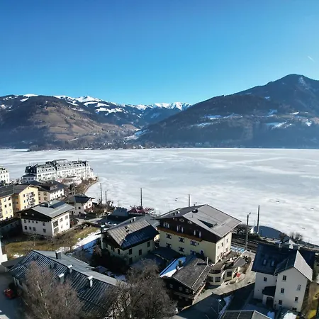 Lakeside Hotel Seehof I Lounge & Living-3
