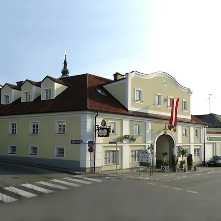 Hotel Biedermeier Hof-2
