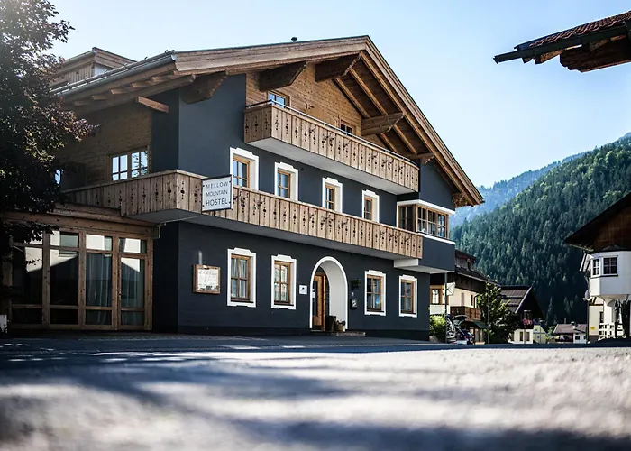 Mellow Mountain Hostel