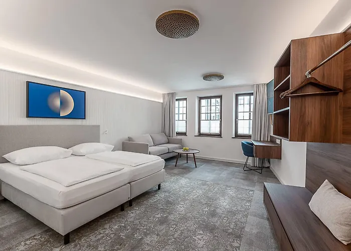 Hotel Mondschein Innsbruck, Austria