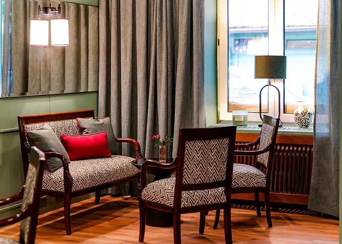 Newly Renovated Boutique Vier Jahreszeiten In The Heart Of Salzburg