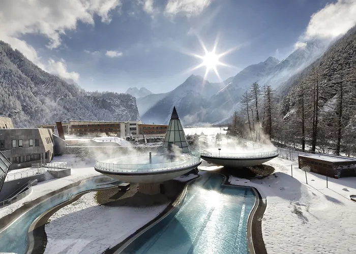 Aqua Dome 4 Sterne Superior & Tirol Therme Laengenfeld