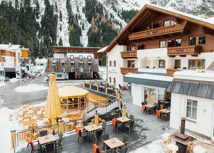 Hotel Mittagskogel Pitztal Sankt Leonhard im Pitztal, Austria