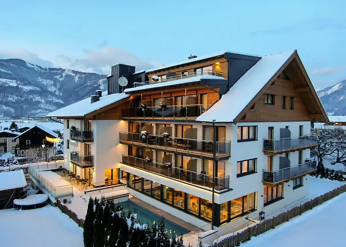 Hotel Sonnblick Kaprun, Salzburg - Including Summer Card
