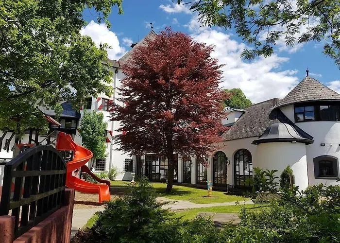 Family Schloss Rosenegg
