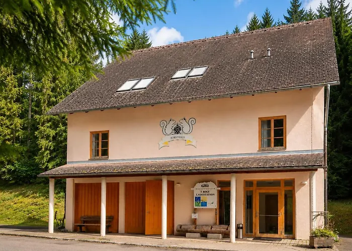 Jufa Schloss Roethelstein