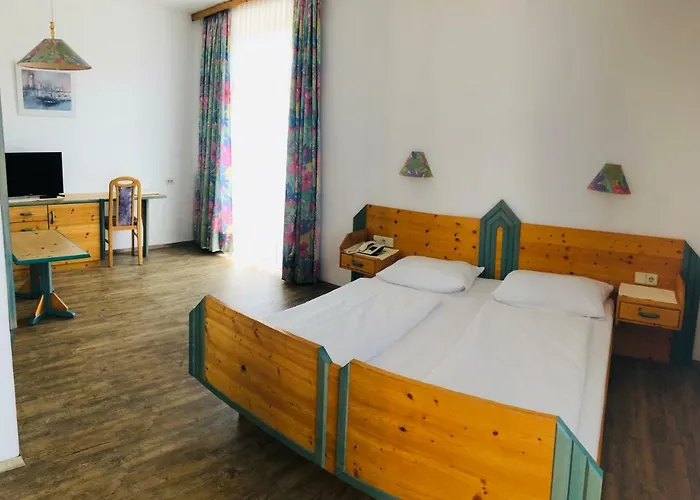 Hotel Krone Oberperfuss, Austria